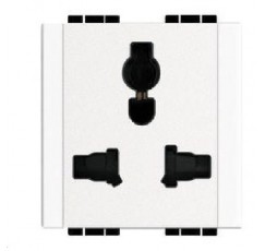 LIGHT ENCHUFE MULTISTANDAR BLANCO  N4139